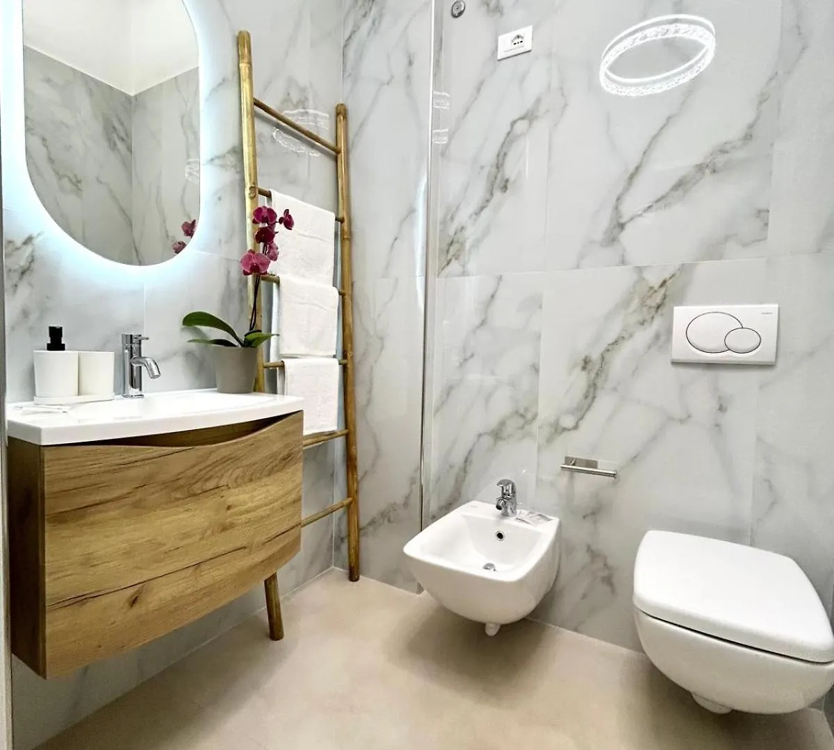 Sea Pearl Luxury Rooms La Spezia 0*,